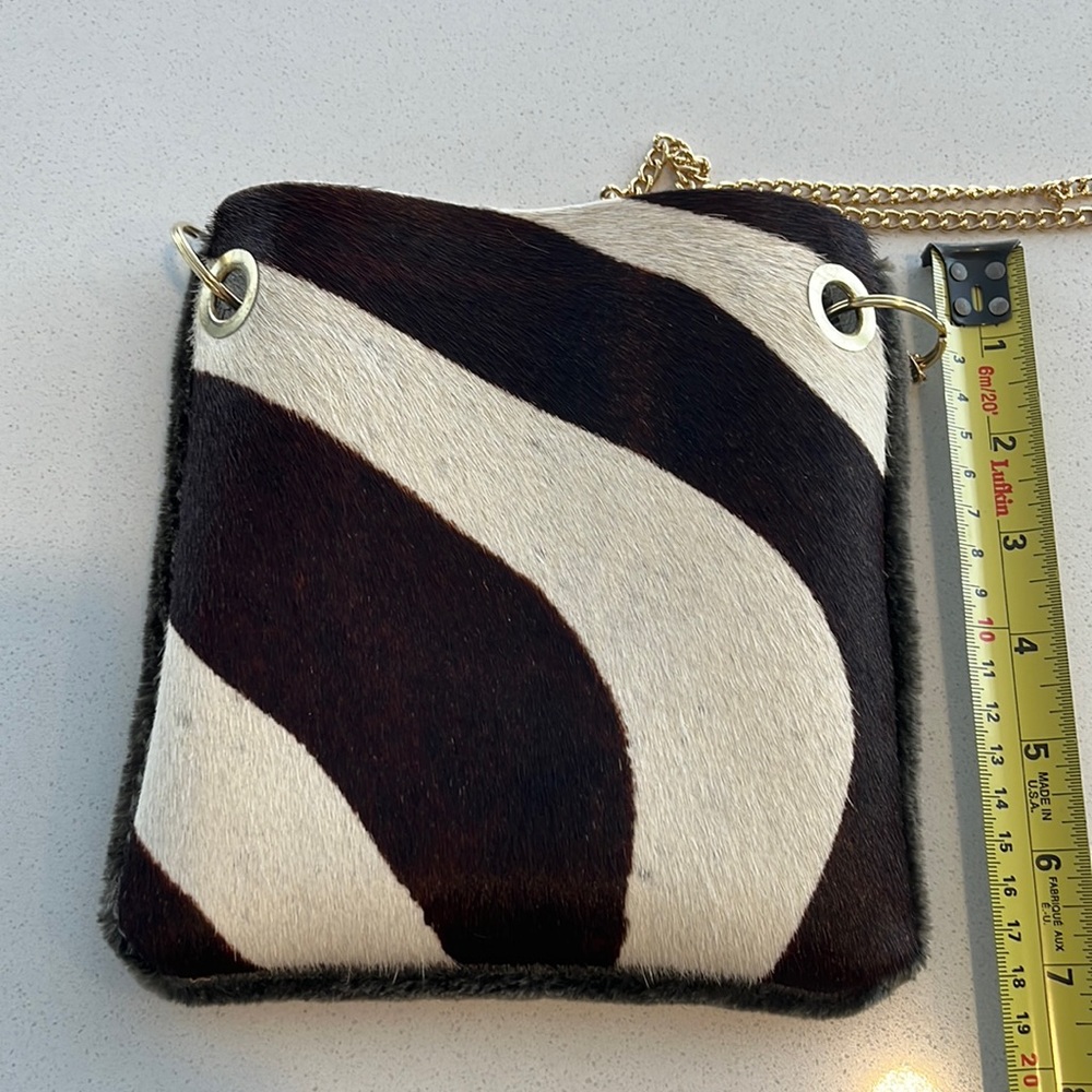 ❌SOLD❌Leather cell phone crossbody/pouch - Picture 6 of 8